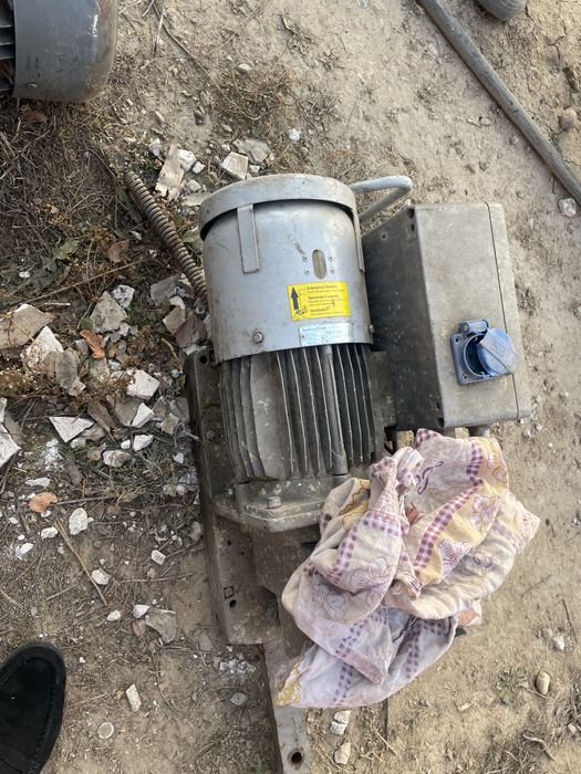 Принемаю электро двигателя моторы