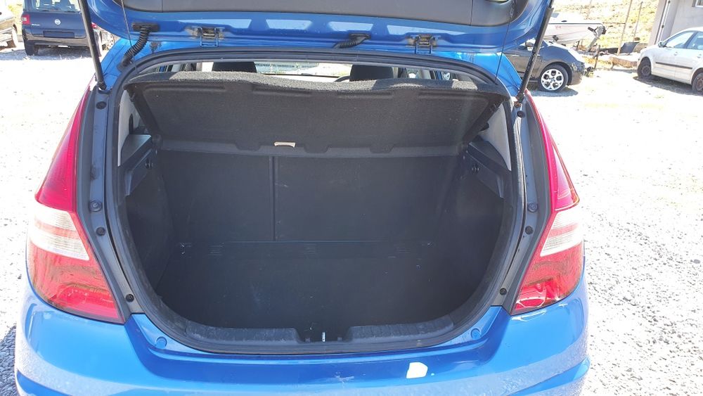 ХЮНДАЙ И-30 1.6 CRDI  2009 г.