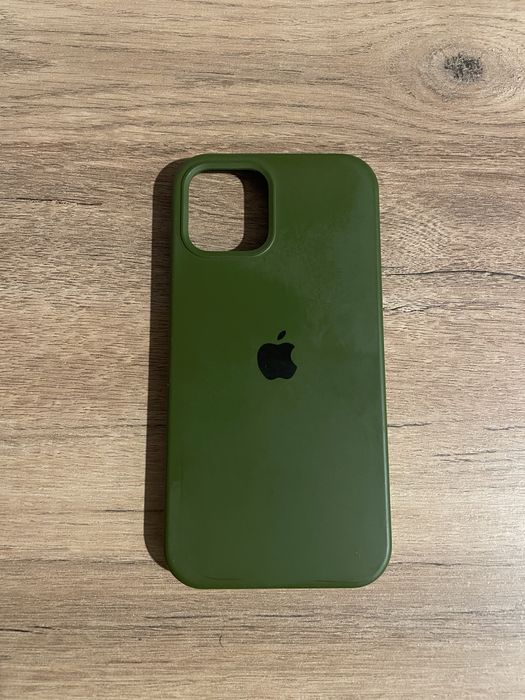 Huse pentru iphone 12