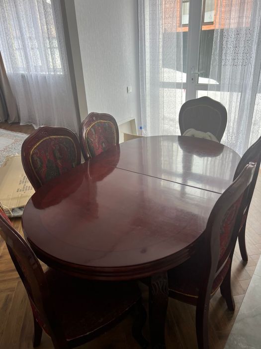 Продам стол со стульями