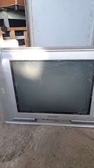 Отдам даром телевизоры
