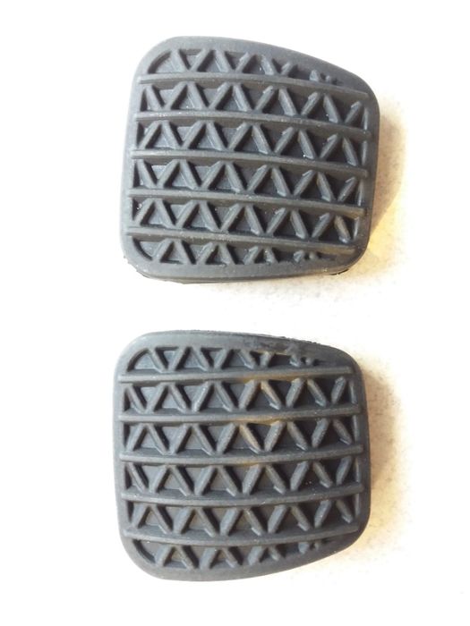 Нови гумички за автомобил