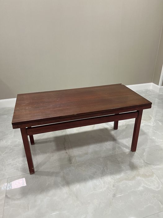 Продам столы из красного дерева