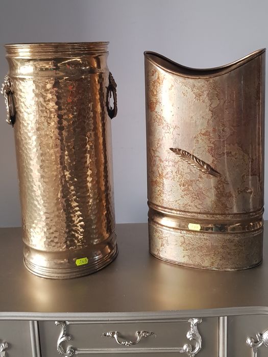 Suport vechi din alamă,  pentru umbrele