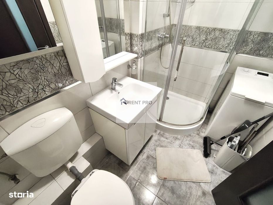 Apartment in București, Decebal, Centrul Civic - Vedere 3
