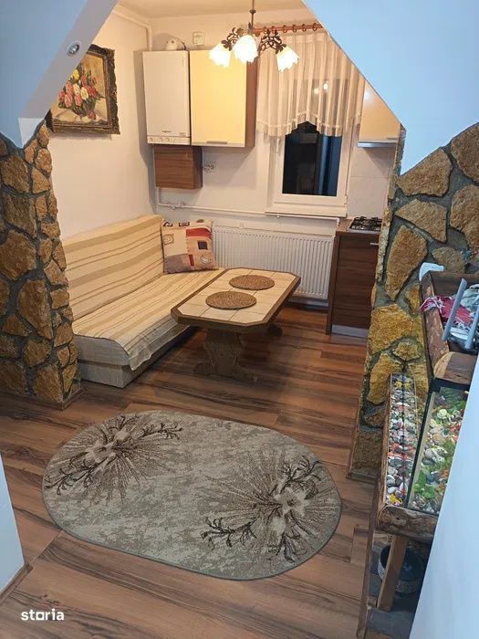Apartament 2 camere decomandat , zona Dambul Rotund