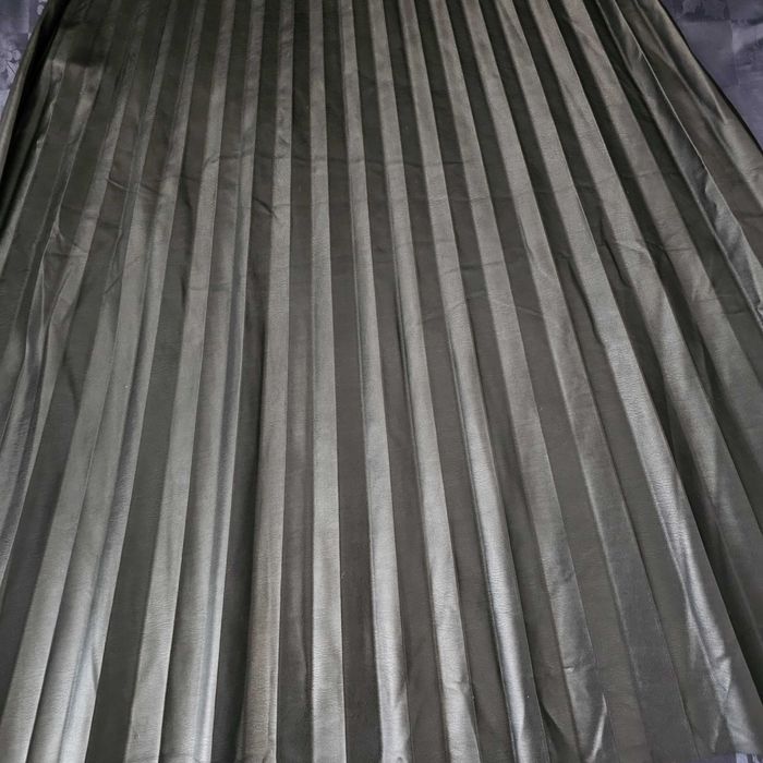 Нова дълга плисирана черна кожена пола "Reserved" S размер