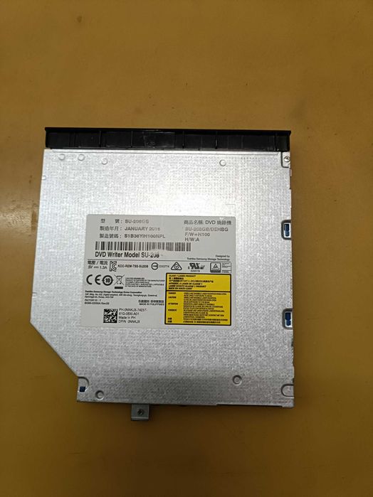 Componente interne laptop DELL INSPIRON 15 model 5559 - update 16.06