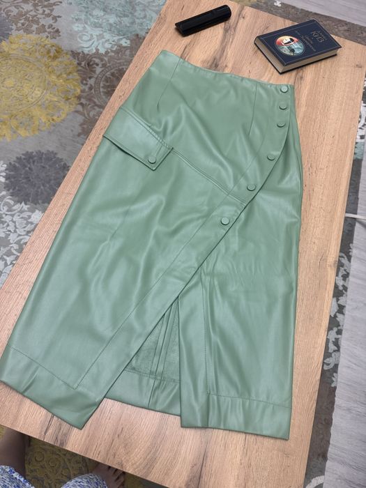 Продается вещи одежда