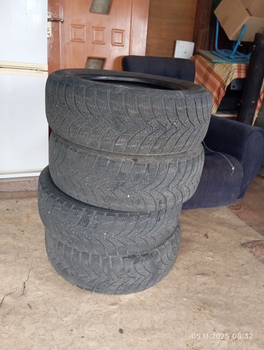 Шины для машины R16