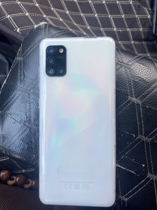 Продам самсунг А31