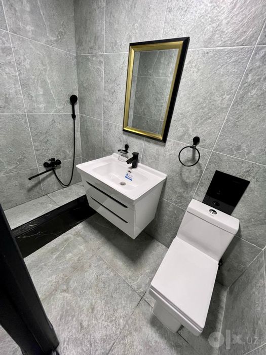 Аренда Срочно Hi-Tech Office В Центре Дархан Akay City 2-Линия 240м2.