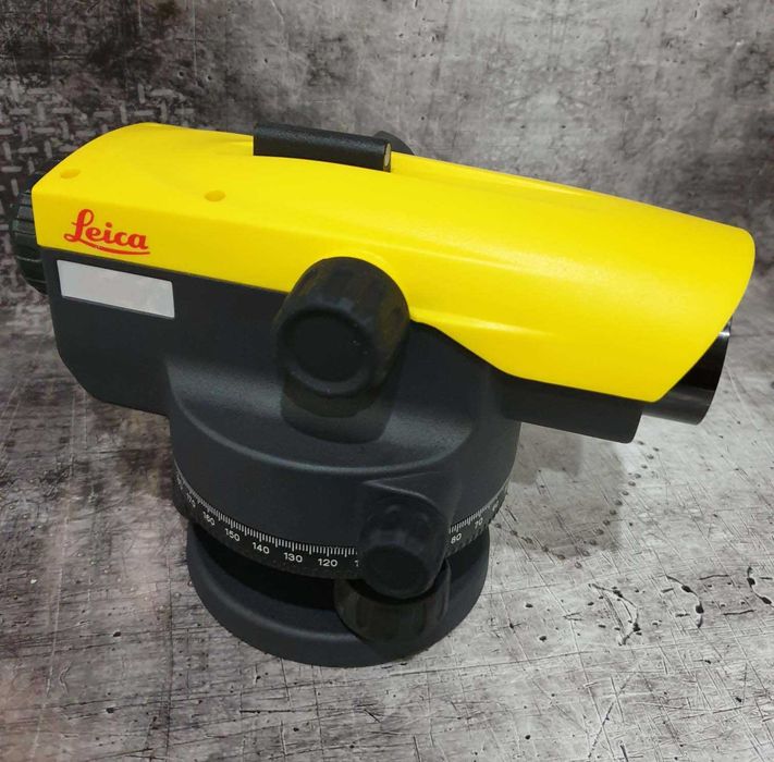 Нивелир Leica NA332