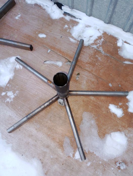 Продам подставку для Ёлки