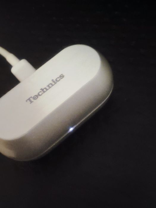 Căști technics EAH-AZ70W