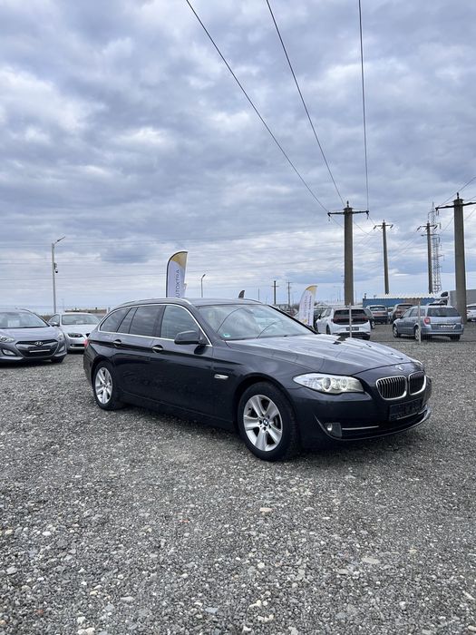 BMW 5 Series 2011 — imagine 4