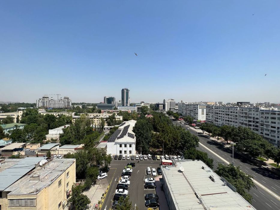 Проспект Амира Темура! ГАБУС С Терассой в продаже!!!