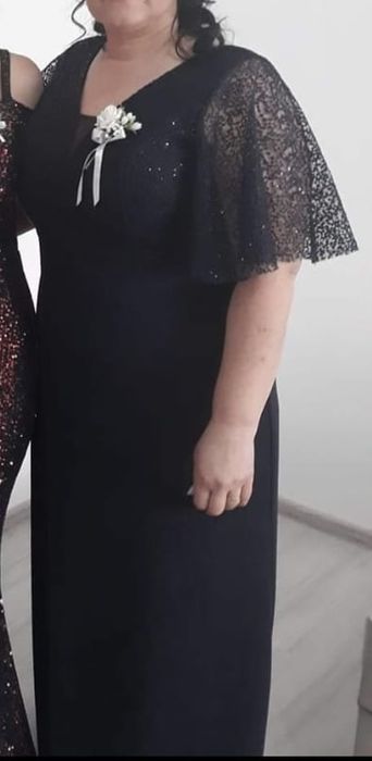 Официална рокля