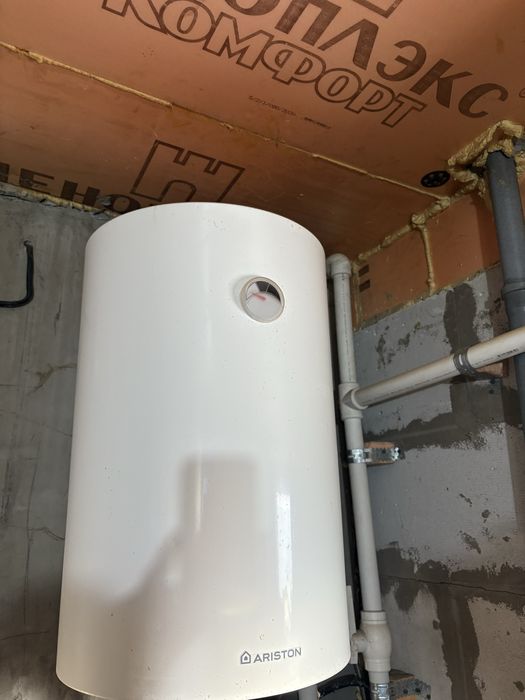 Водонагреватель Аристон
