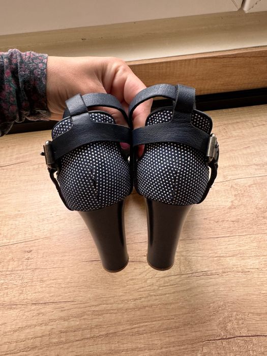 Елегантни сандали на марката Gi Anni