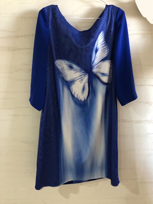 Продам новые платья и кажекей