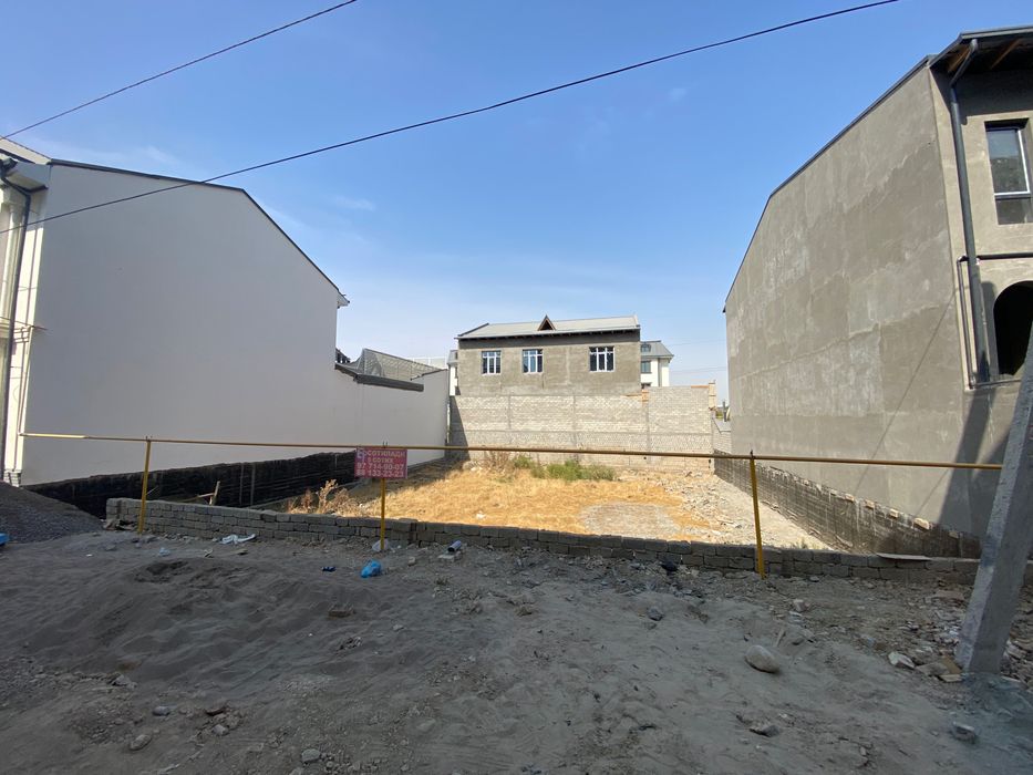 Yer sotiladi Zamona töyxona Betonka