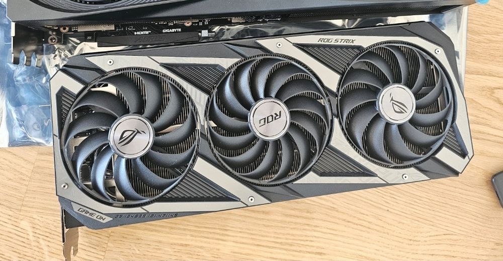 Geforce RTX 3080 Asus ROG STRIX GAMING