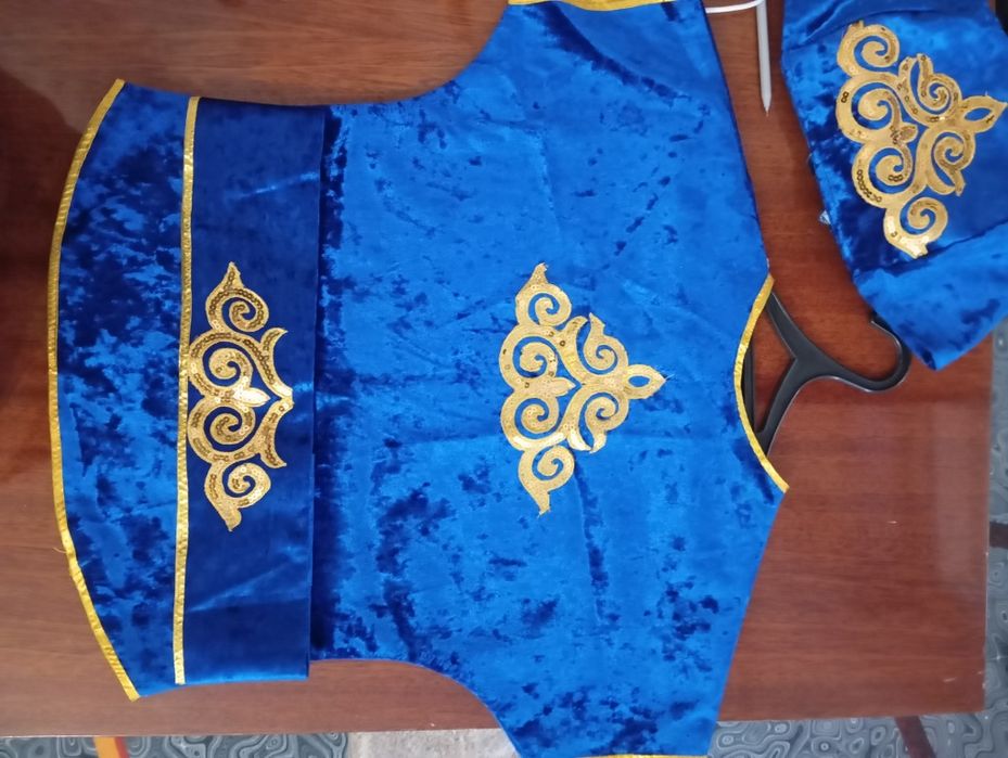 Продам на мальчика