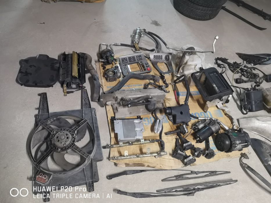 Продавам части от двигател за Алфа Ромео 166 *3000 кубика бензин София