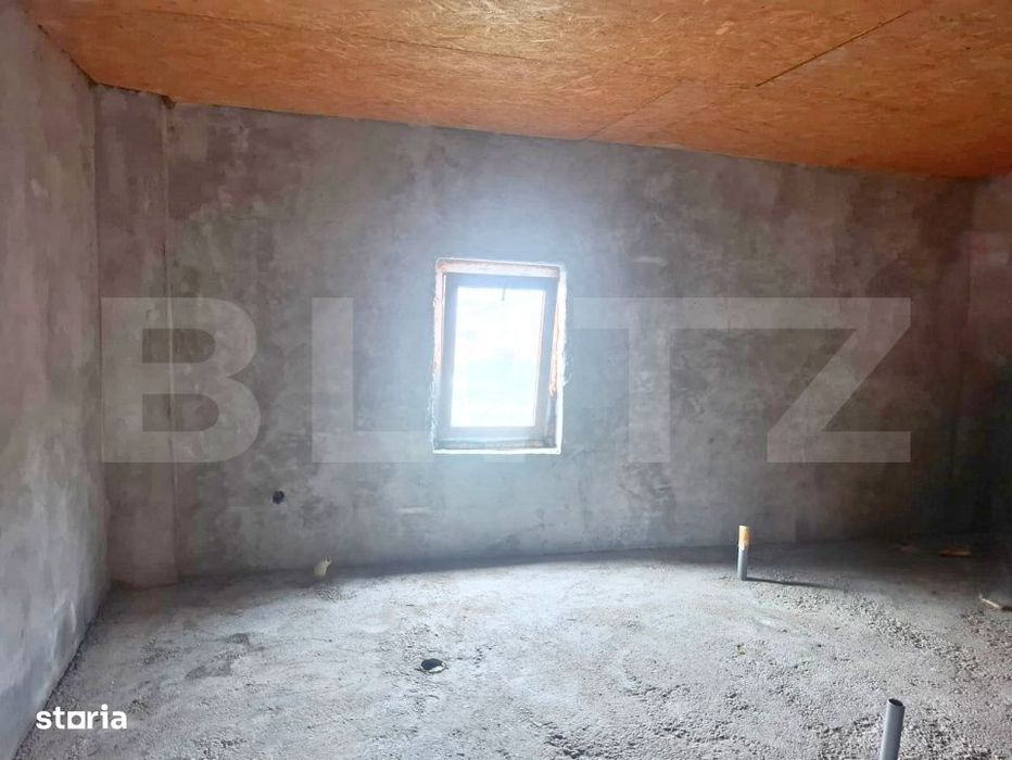 Casa (la rosu) + teren 2522 mp – ideala pentru personalizare - Cost