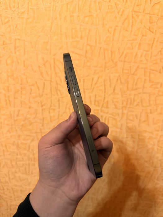 iPhone 12 Pro.128GB. В Отличном состоянии !