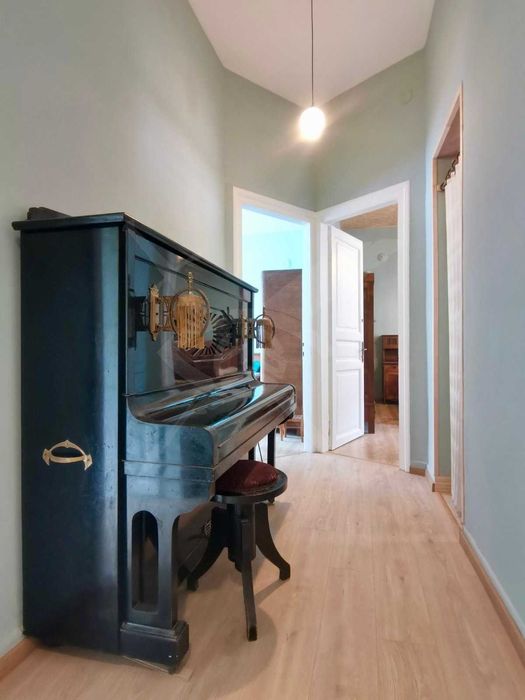 Дава се под наем Тристаен апартамент в Бургас, Център - 85 кв.м за 797.64 € - Снимка #11