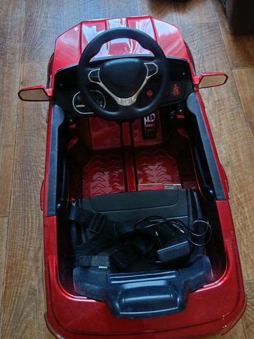 Продам электромобиль для ребенка 2-5 лет