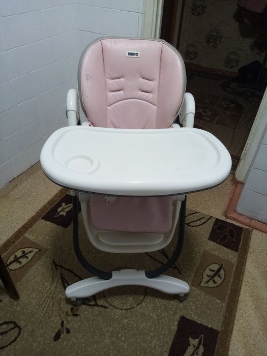 Продам стульчик для кормления б/у