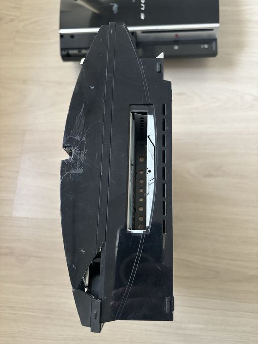 Playstation 3 defecte - modele CECHC04/CECHM03