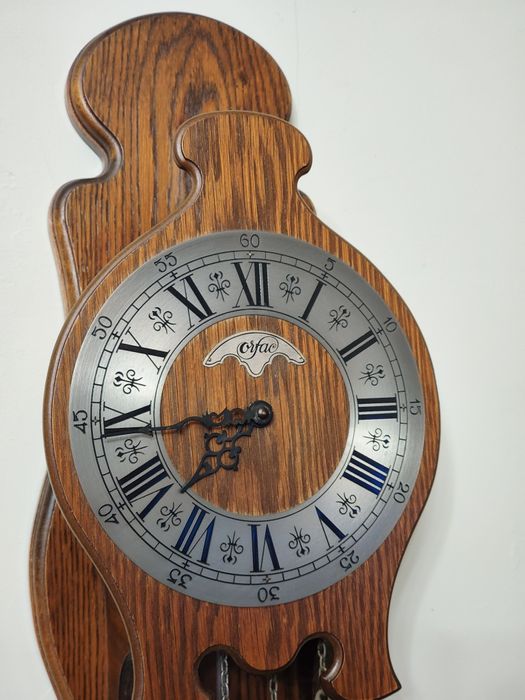 Антикватен стенен часовник с тежести Orfac,