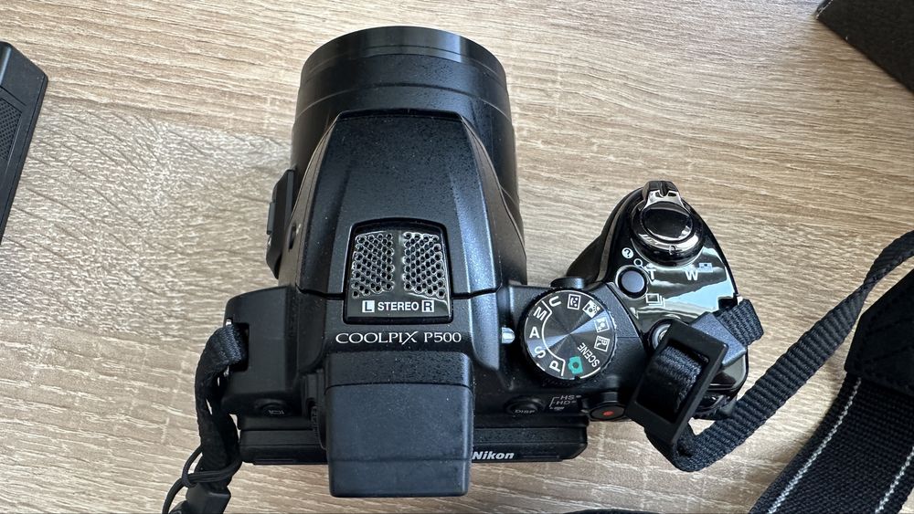 Професионален апарат Nikon Coolpix P500 36X Optical Zoom
