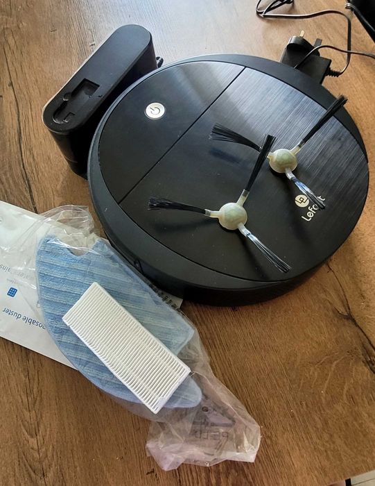 Aspirator robot Lefant si cuptor cu microunde  samsung