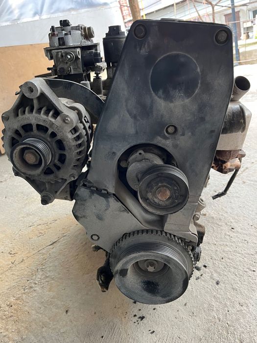 Мотор от Опель 1.6 объем