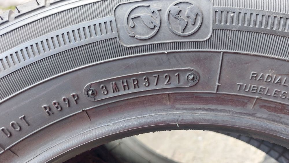 Нови гуми 175/65/14 Goodyear Efficient Grip 2 броя