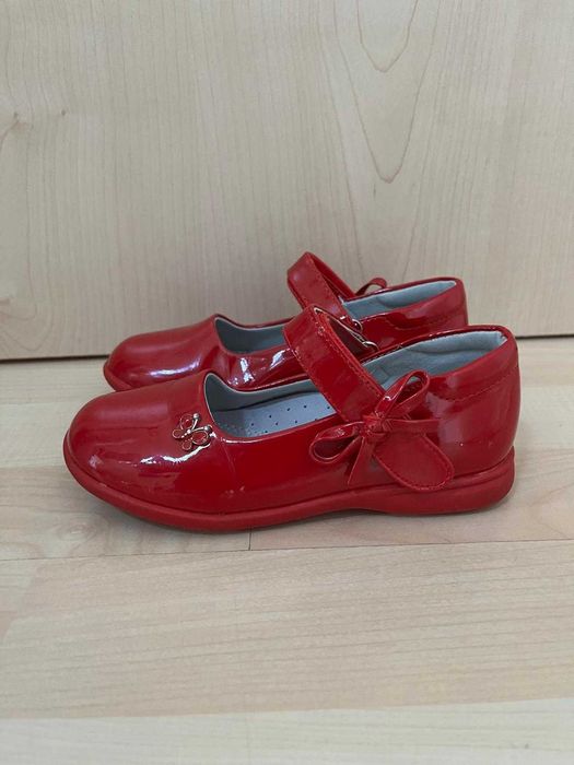 Pantofi din piele ecologica, marimea 30