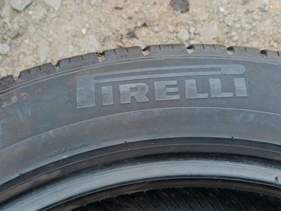 235/50/20 4 шт комплект Pirelli