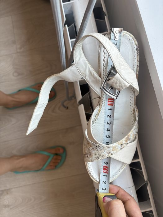 Сандали на платформа