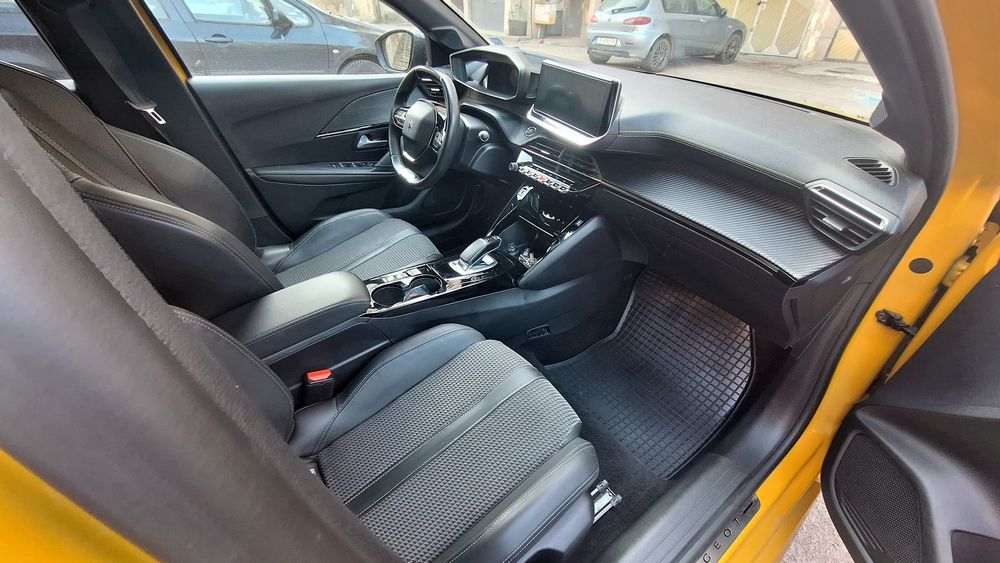 Пежо / Peugeot E 208 GT ЕЛЕКТРИЧЕСКИ с гаранция на батерията до 2029г