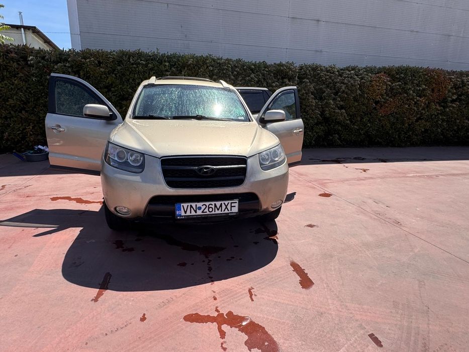 Hyundai santa fe 7 locuri.