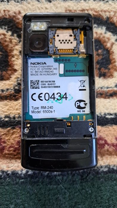 NOKIA 6500s yaxshi xolatda