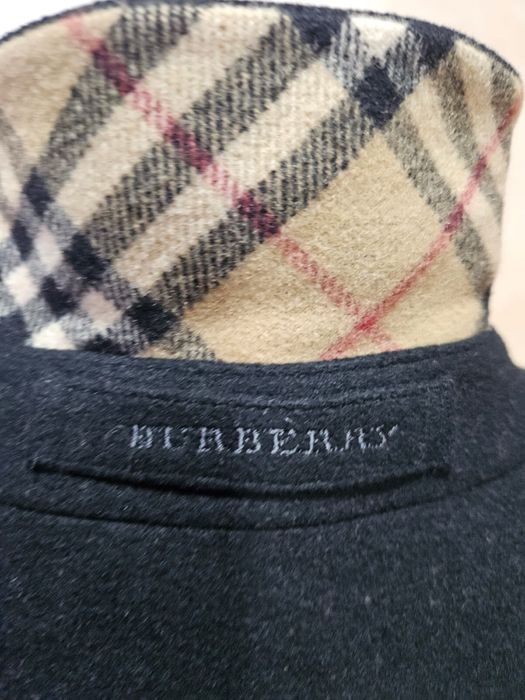 Trench Burberry , autentic , impecabil