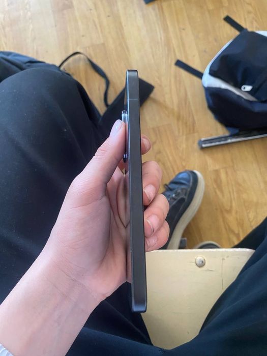 Poco f7 в идеале новый