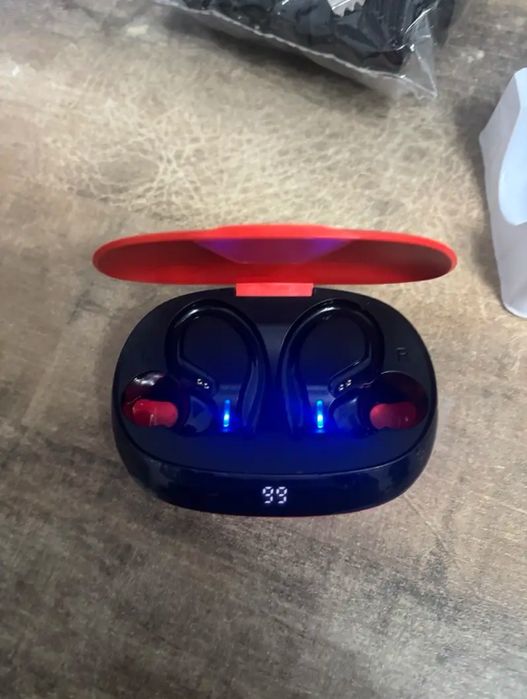 Нови Спортни слушалки, вграден  микрофон, дълъг живот на батерията