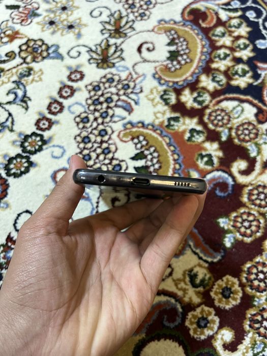 Samsung A52 sotiladi xolati idial bir qul ishlagan